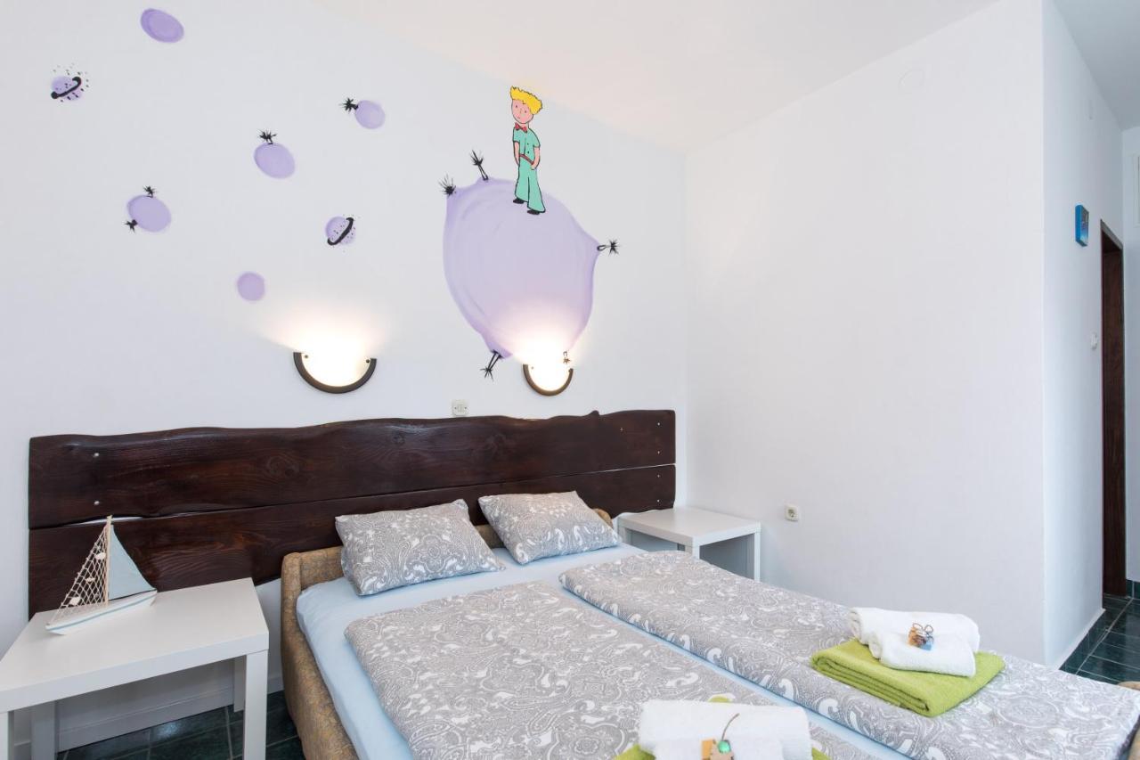 Pape Punat Apartmani I Sobe Kültér fotó