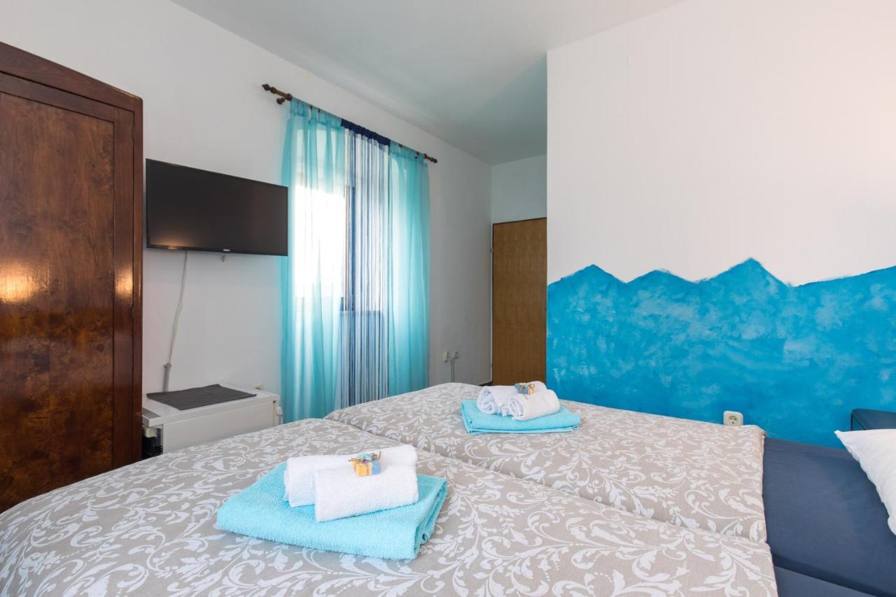 Pape Punat Apartmani I Sobe Kültér fotó