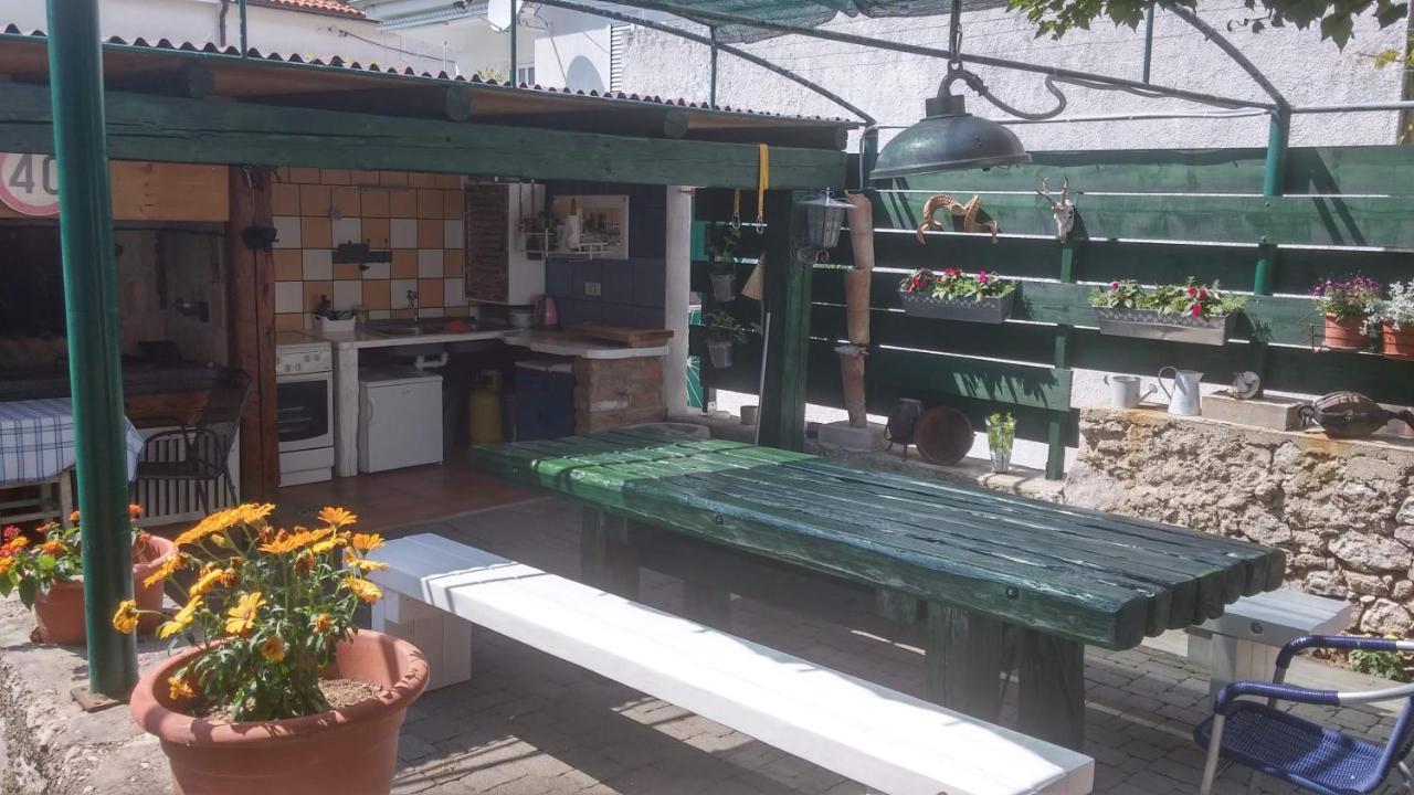 Pape Punat Apartmani I Sobe Kültér fotó