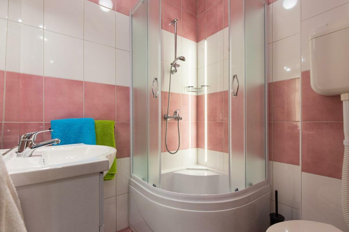 Pape Punat Apartmani I Sobe Kültér fotó