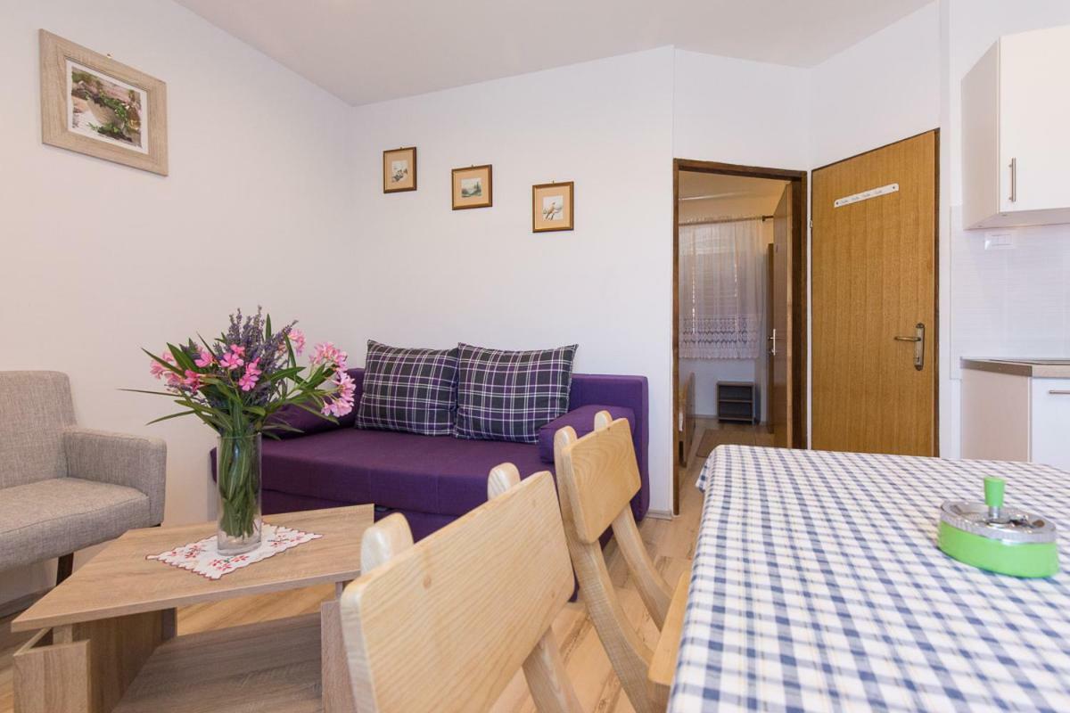 Pape Punat Apartmani I Sobe Kültér fotó