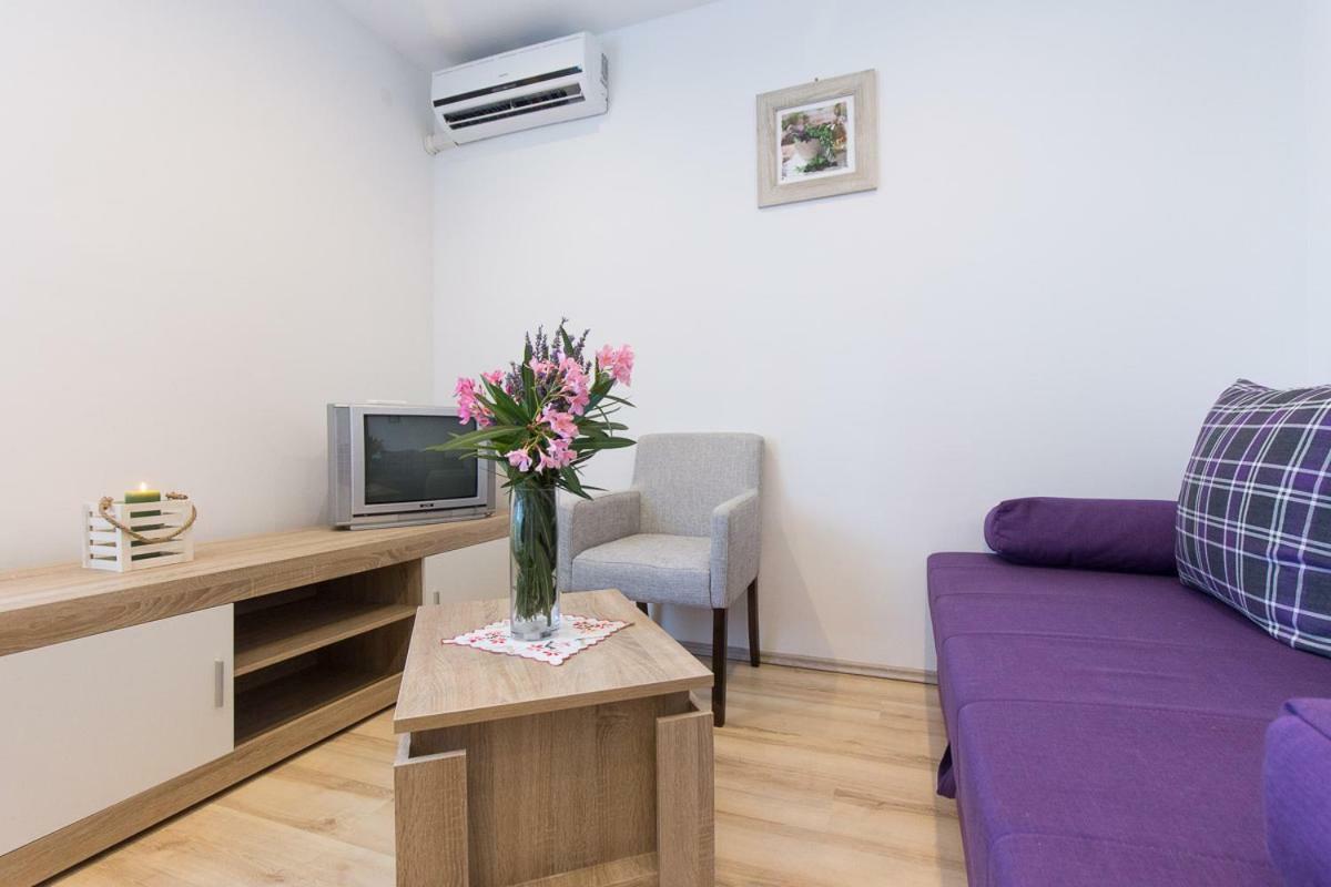 Pape Punat Apartmani I Sobe Kültér fotó