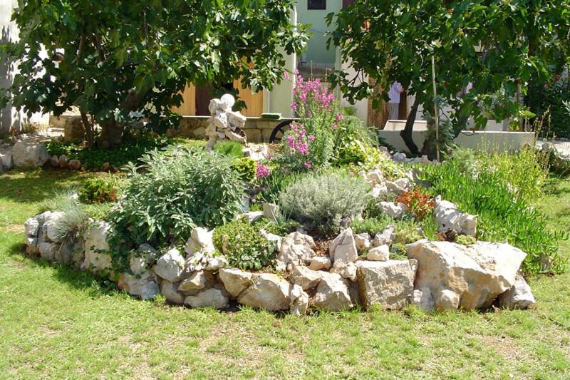 Pape Punat Apartmani I Sobe Kültér fotó